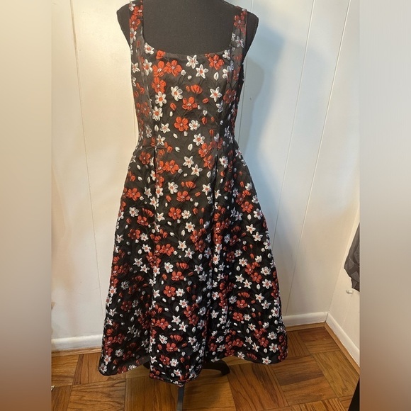 Adrianna Papell Black Floral Embroidered Midi Dress Women’s Size 8 - Picture 2 of 10